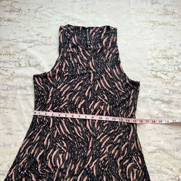 Athleta ABSTRACTION BLACK SLEEVELESS SANTORINI THERA DRESS - Picture 6 of 11
